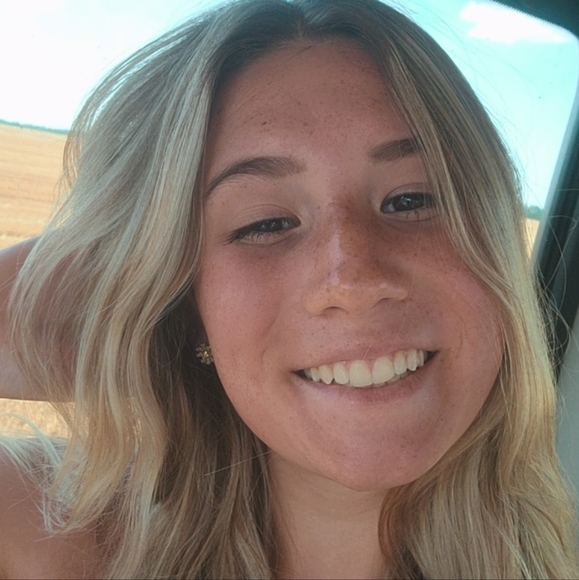 Meet your Posher, Miranda - Picture 1 of 1